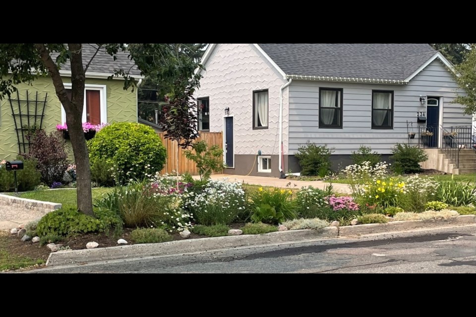 Proposed changes to Thunder Bay's yard maintenance bylaw would allow boulevard gardens and naturalized yards. (Submitted photo)