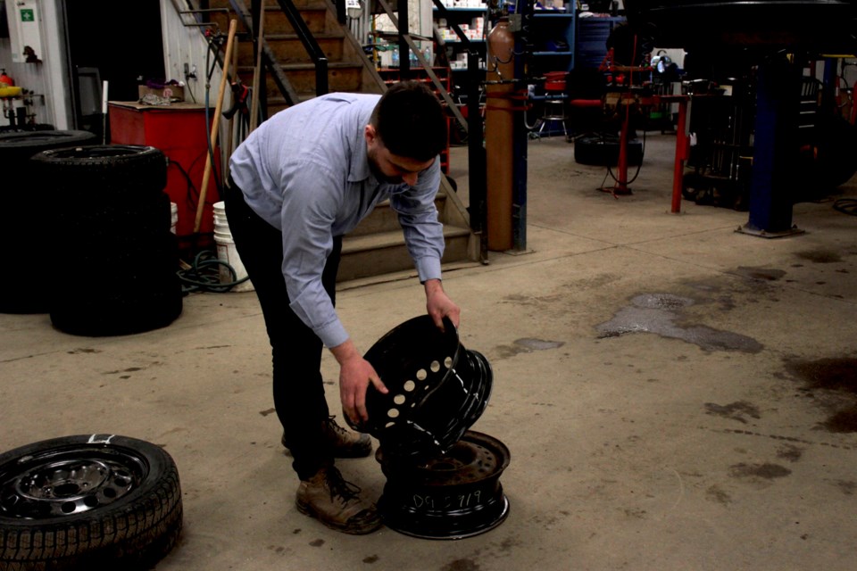 Kyle Jacklitch displays what to look for in your tires and rims following run-ins with potholes.