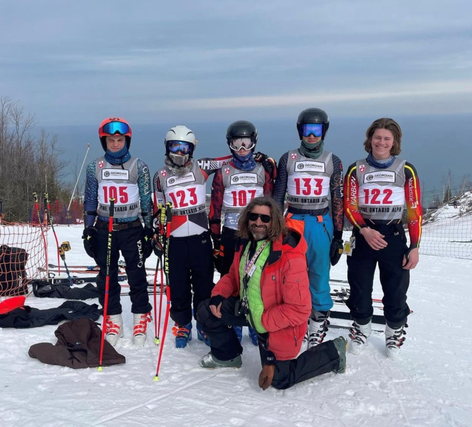 Alipine Skiers Thunder Bay