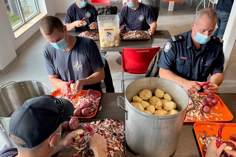 Salvation Army Thanksgiving preparation