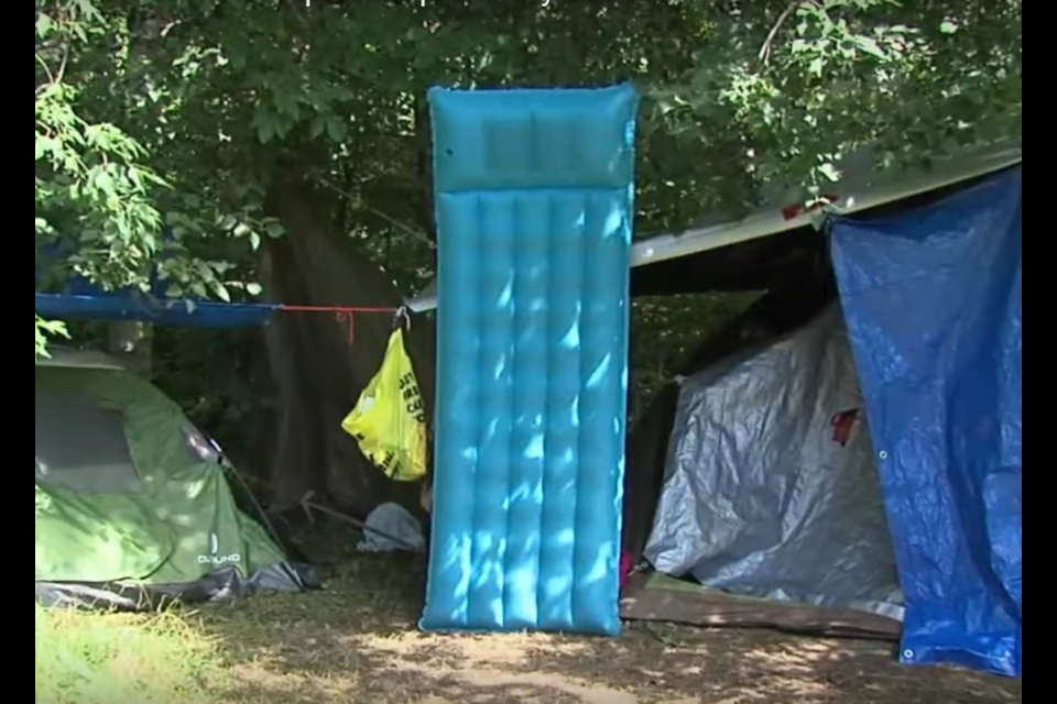 The City of Thunder Bay has moved away from evicting homeless residents from public lands and towards offering support to those living in encampments, like this one seen in a north end neighbourhood in 2022. (File)