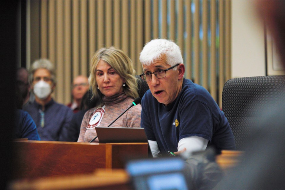 Warren Philp, right, and Donna Ostrom urged city council to commit to moving forward with a unified waterfront trail on Thursday. (Photos by Ian Kaufman, TBnewswatch)