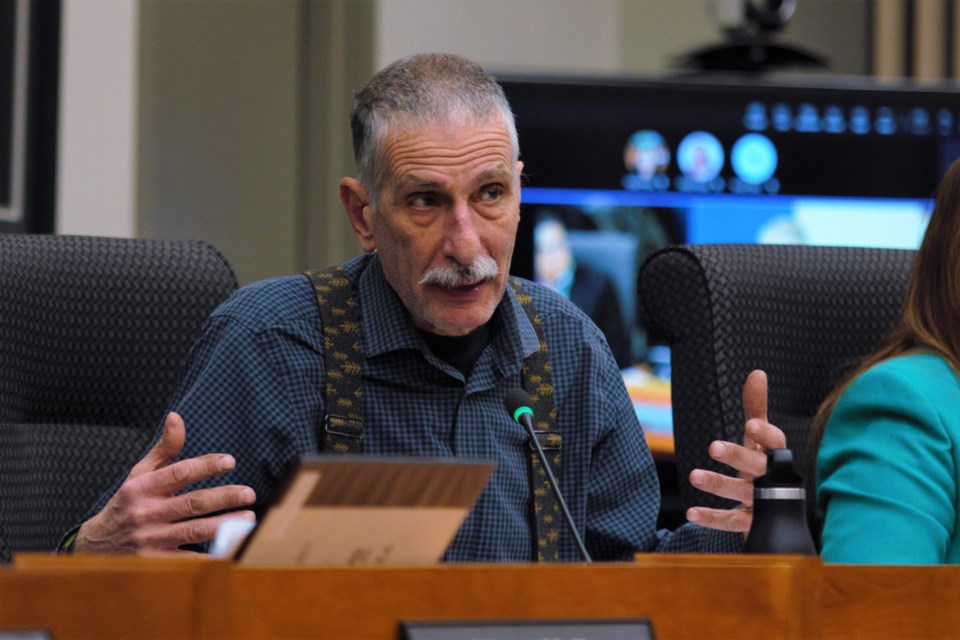 Coun. Dominic Pasqualino speaks at a meeting of Thunder Bay's city council on Jan. 17, 2023. (Ian Kaufman, TBnewswatch)