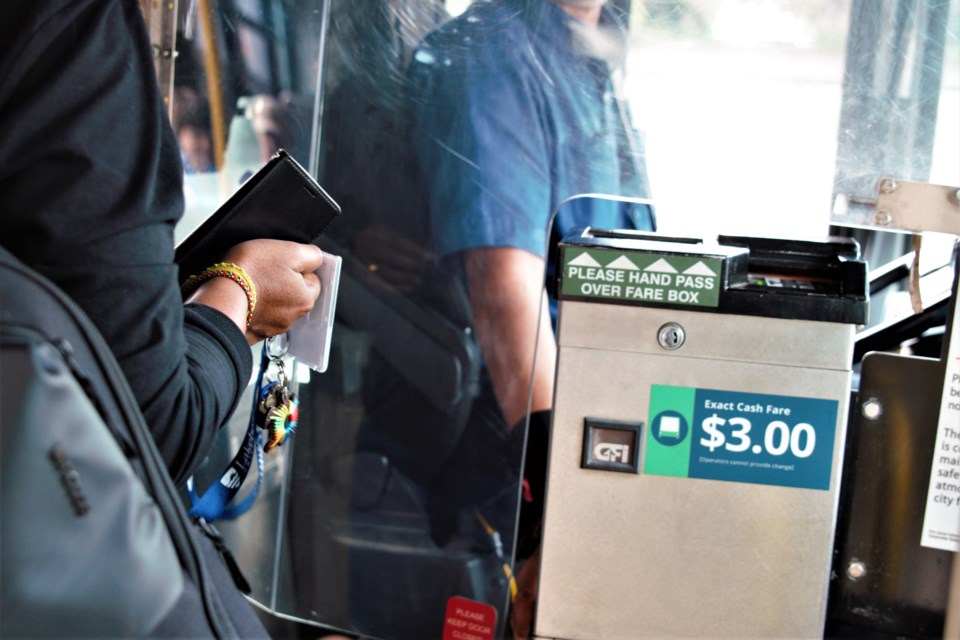 New equipment on board Thunder Bay Transit will allow riders to pay with the tap of a smart card or cell phone starting in 2024. (Ian Kaufman, TBnewswatch)