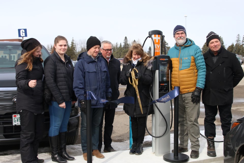 Lakehead University officially unveiled eight new electric vehicle charging stations at its Thunder Bay campus. 