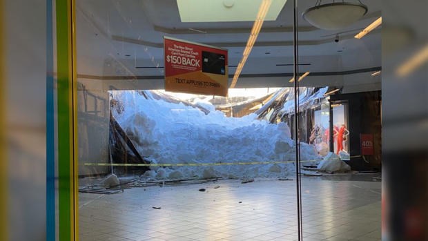 miller-hill-mall-roof-collapse