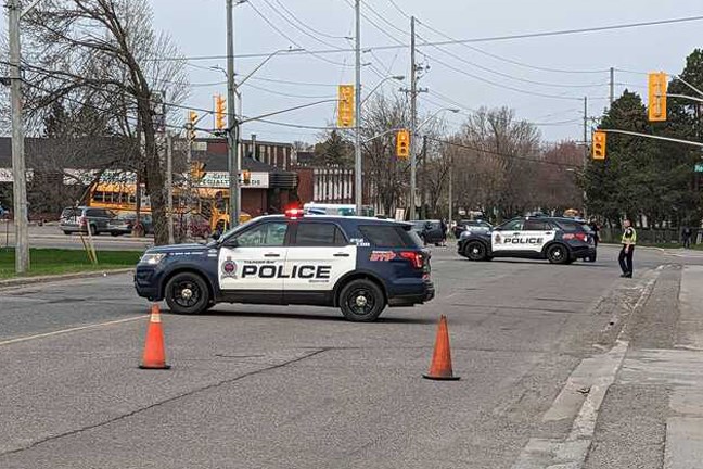 Thunder Bay Police investigate a collison between a school bus and a cyclist on Tuesdsay, May 23, 2023. (tbnewswatch.com)