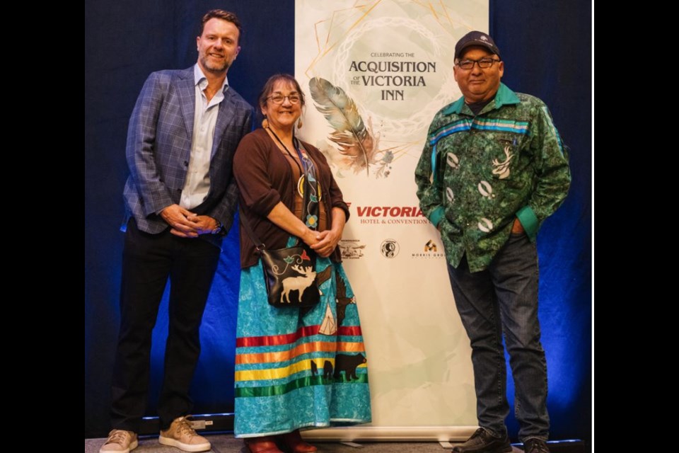 From left, David Morris  of Morris Group Canada, Michipicoten Chief Patricia Tangie, and Naicatchewenin Chief Wayne Smith participated in the celebration of the acquisition of the Victoria Inn (submitted photo)