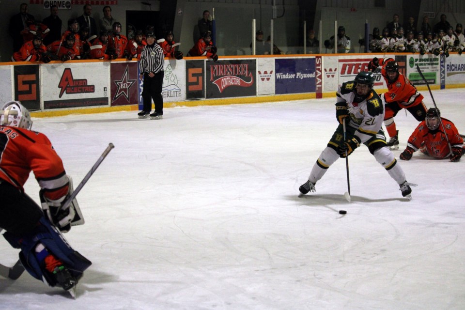 Sioux Lookout Bombers forward Tait Howell races in on Kam River Fighting Walleye netminder Ashton Sadauskas during the first period. Howell would find the back of the net on the shorthanded breakaway for his first of three goals on the night.