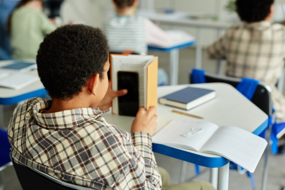 cell-phone-classroom-use