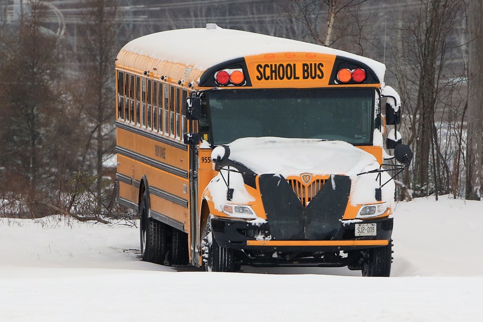 school-bus-snow