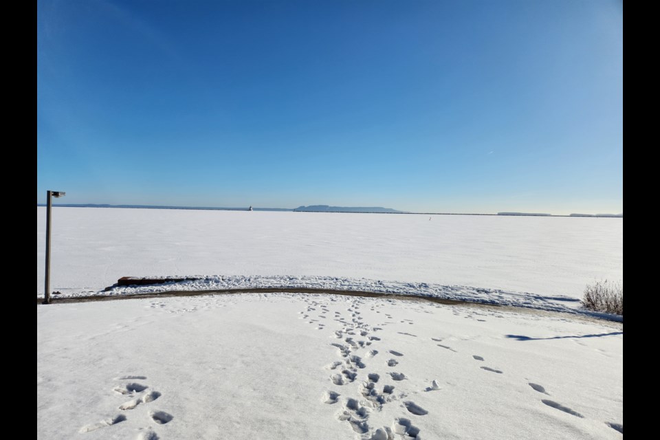 Thunder Bay has plenty of ice, but out on the open lake there is no ice this winter (TBnewswatch photo)