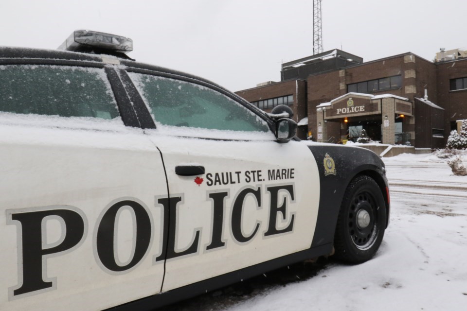 12-05-2018-ssmpolicewinterstockjh01