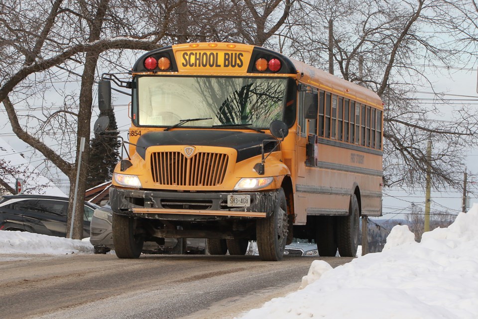A school bus drives down Thunder Bay's Hill Street North on Wednesday, Jan. 17, 2024. (Leith Dunick, tbnewswatch.com)
