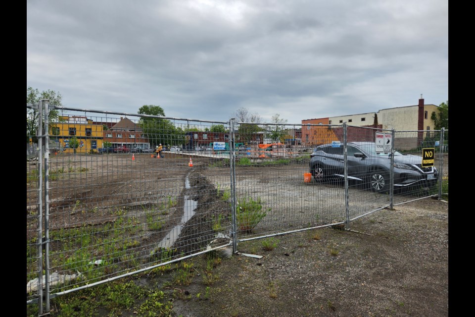 Two workers were also seen near the foundation for the redevelopment which was laid down in 2022 (TBnewswatch photo)