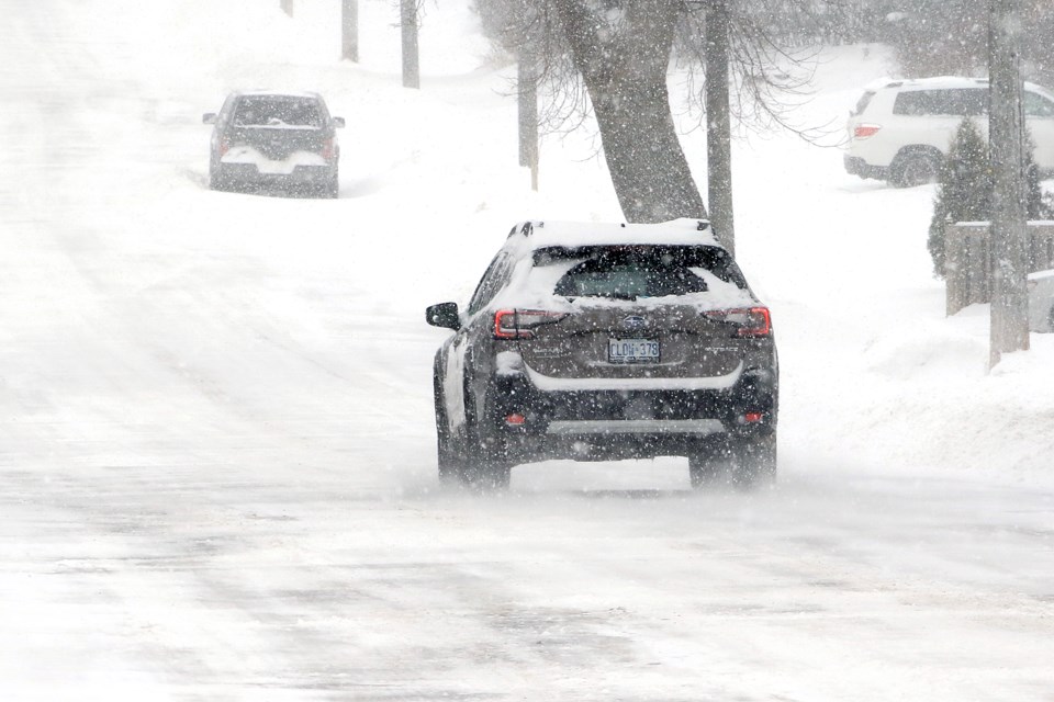 snow-storm-hill-street