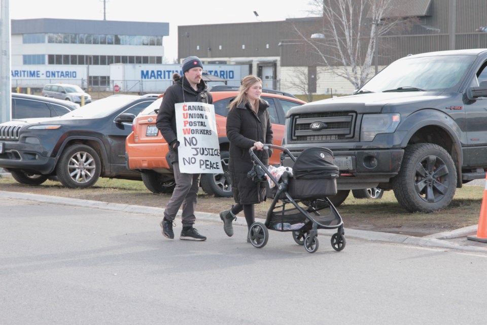 canada-post-strike-nov20-2024-5