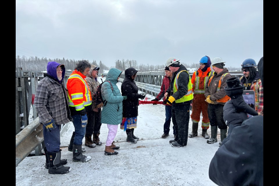 Opening of the temporary bridge in Ginoogaming First Nation