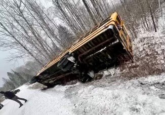 kakabeka-bus-crash