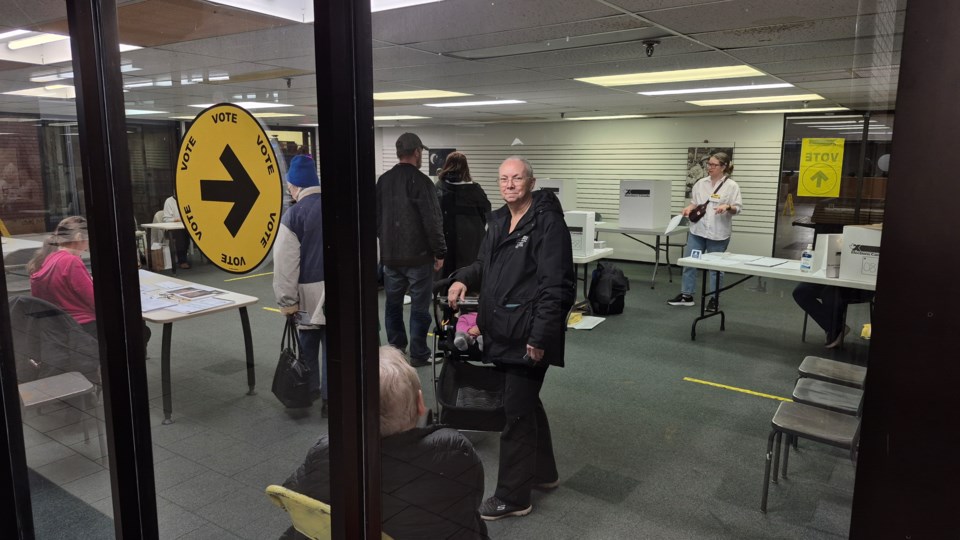 2025-federal-election-voting9