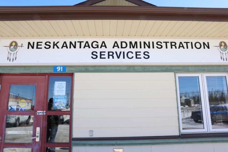 neskantaga-band-office-sign