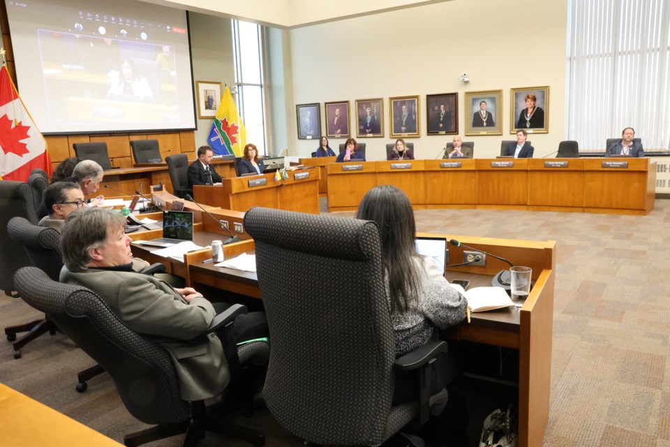 city-council-april-7