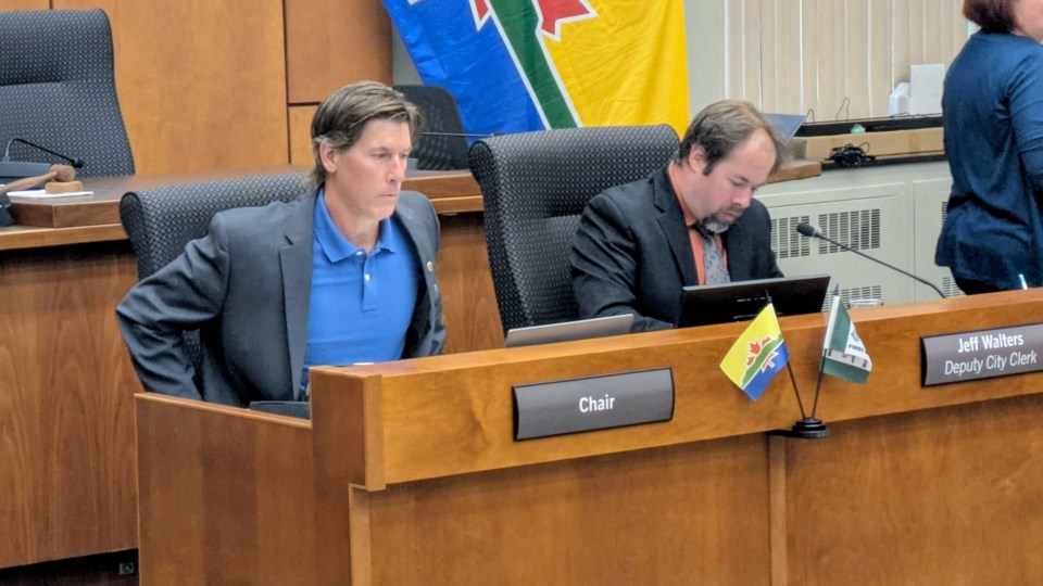 greg-johnsen-chairs-city-council-aug-26-2025