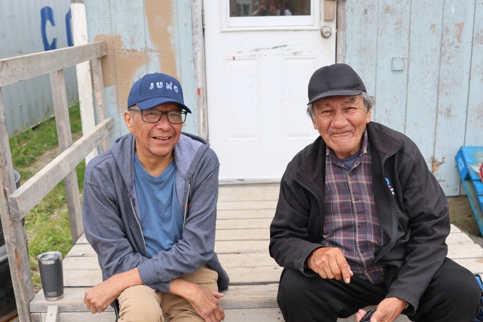 archie-mekanak-george-whitehead