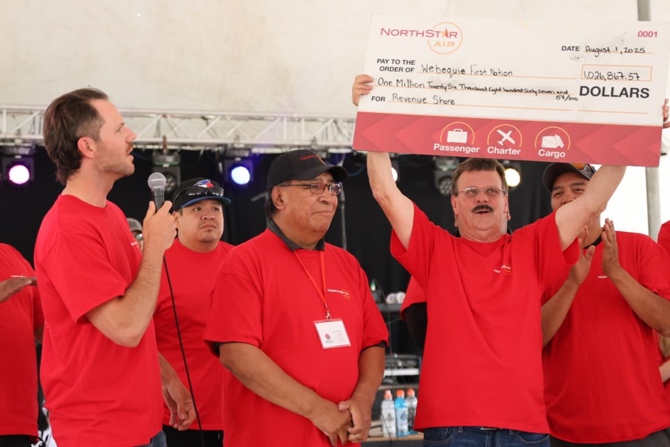 webequie-north-star-cheque-presentation