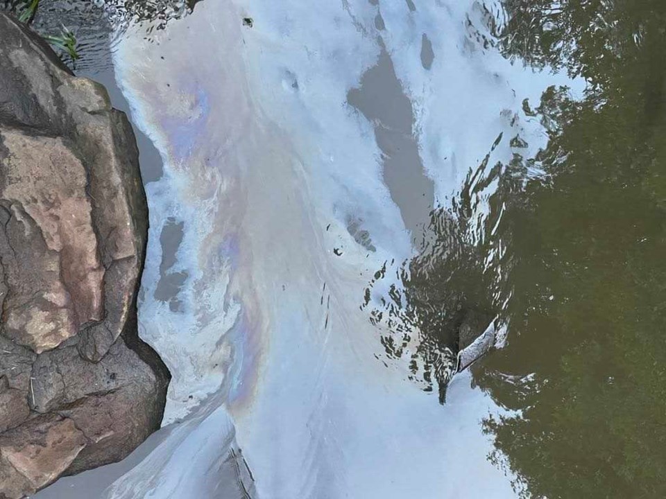 spill-mcvicar-creek