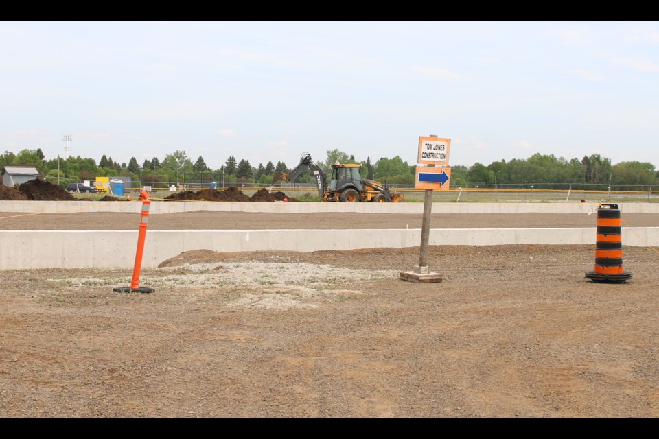 A 24 hours of Tennis fundraiser will serve up some action at the Thunder Bay Community Tennis Centre in support of the ongoing construction of the Rogers Tennis Dome on June 20 and 21.