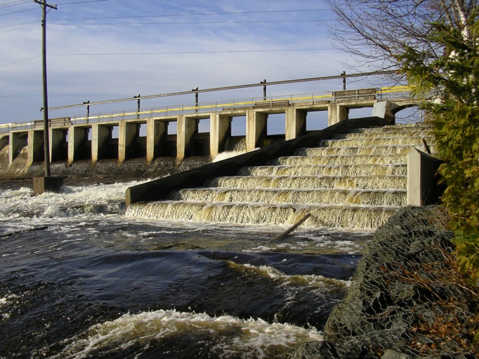 current-river-fishway-fish-ladder