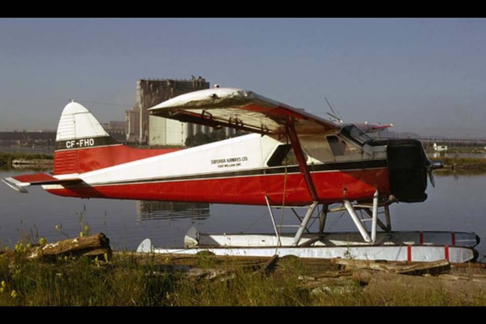A De Havilland DHC-2 Beaver aircraft.
