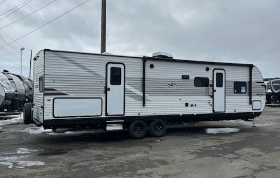Police seek help finding stolen trailer