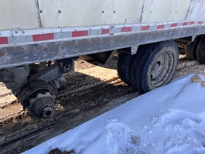 trailer-wheel