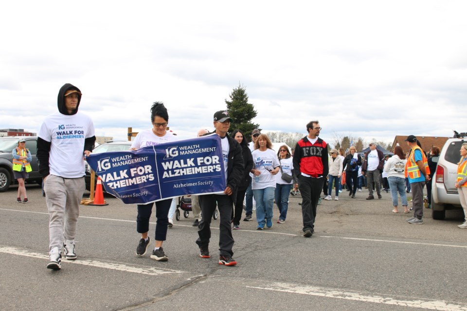 Roughly 100 people start their first loop around Chapples Park for the annual IG Wealth Management Walk for Alzheimer’s on May 24.