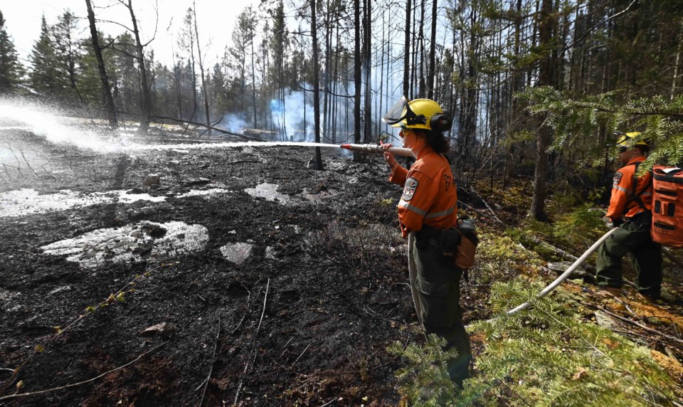 ken017-forest-fire-iakencrew4-may12-marchand-web