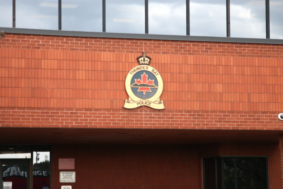 thunder-bay-police-balmoral-headquarters-2