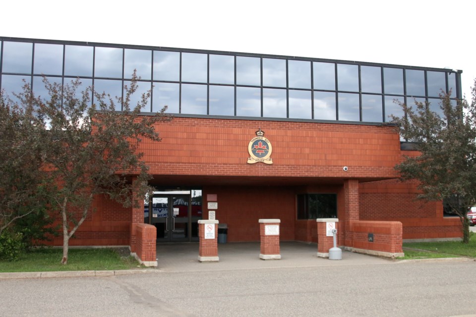 thunder-bay-police-balmoral-headquarters