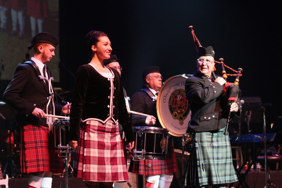 Paul Shaffer came out on stage with a kilt and his own bagpipes to perform with members of the MacGilligray Pipe Band of Thunder Bay during a performance at the Thunder Bay Community Auditorium on Friday night. (Photos by Doug Diaczuk - tbnewswatch.com). 