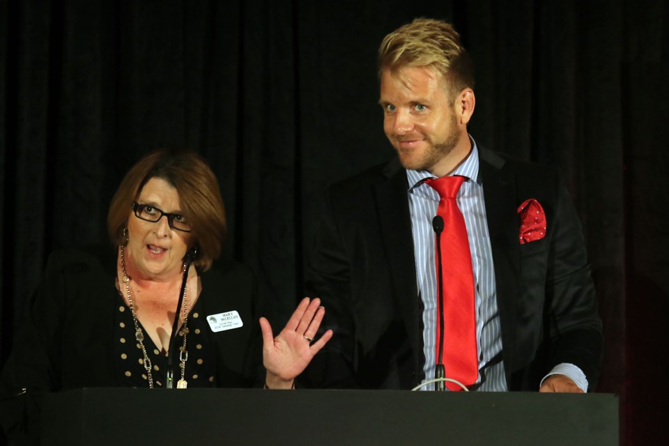 United Way of Thunder Bay 2016 campaign co-chairs Mary McLellan (left) and Michael Nitz announce this year's fundraising target on Thursday, Sept. 15, 2016 at the Valhalla Inn. 