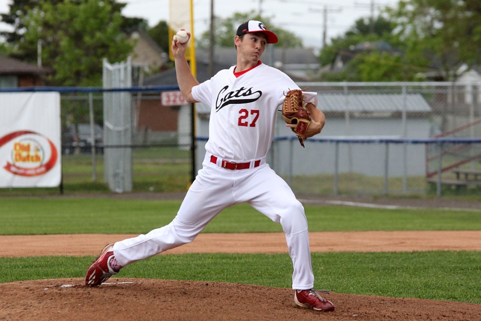 Thunder Bay's Kade Kryzsko throws a second-inning pitch against the Waterloo Bucks on Sunday, June 25, 2017 at Port Arthur Stadium (Leith Dunick, tbnewswatch.com). 