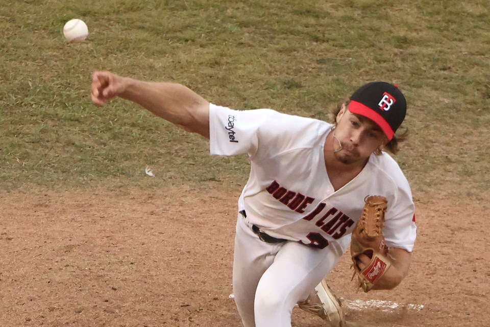 Porter Jorgenson pitches on Wednesday, Aug. 6, 2025 against the Duluth Huskies. (Leith Dunick, tbnewswatch.com)
