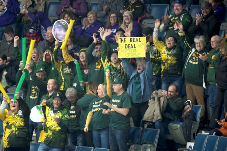 northern-ontario-brier-fans