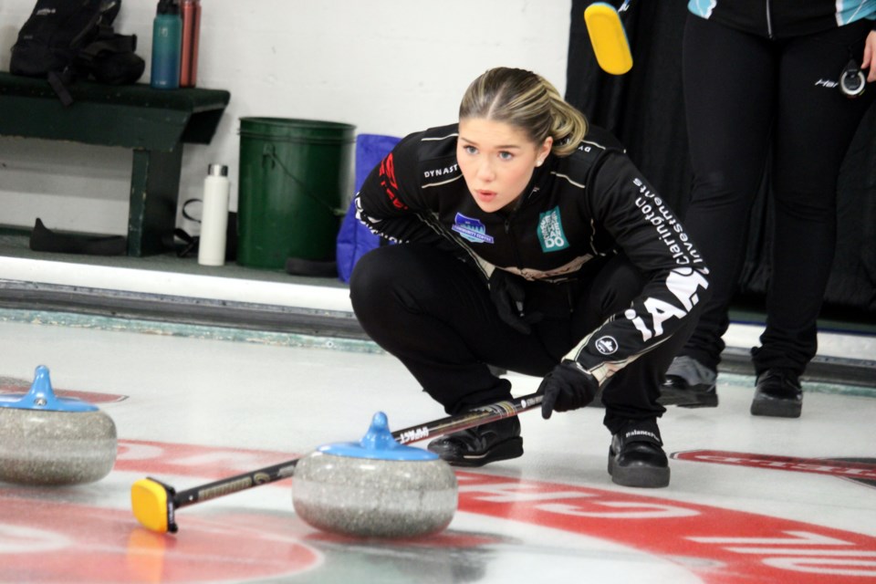 Emma Artichuk's Sudbury rink stole two points in the final end to defeat Lauren Mann. 