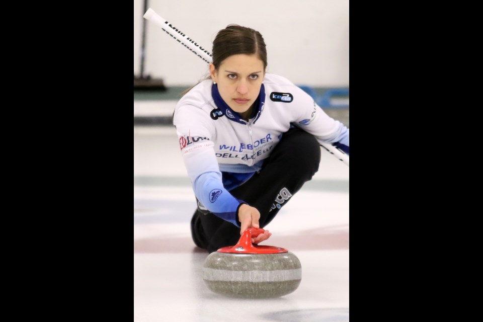 Sarah Potts delivers a stone on Saturday, Jan. 14, 2017 at the Major League of Curling championship at Port Arthur Curling Club (Leith Dunick, tbnewswatch.com). 