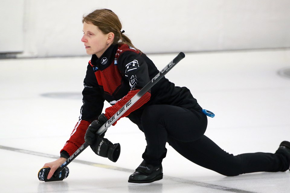 Nicole Westlund-Stewart watches her shot on Wednesday, Dec. 7, 2022 during Week 9 Tbaytel Major League of Curling play at the Port Arthur Curling Club. (Leith Dunick, tbnewswatch.com)