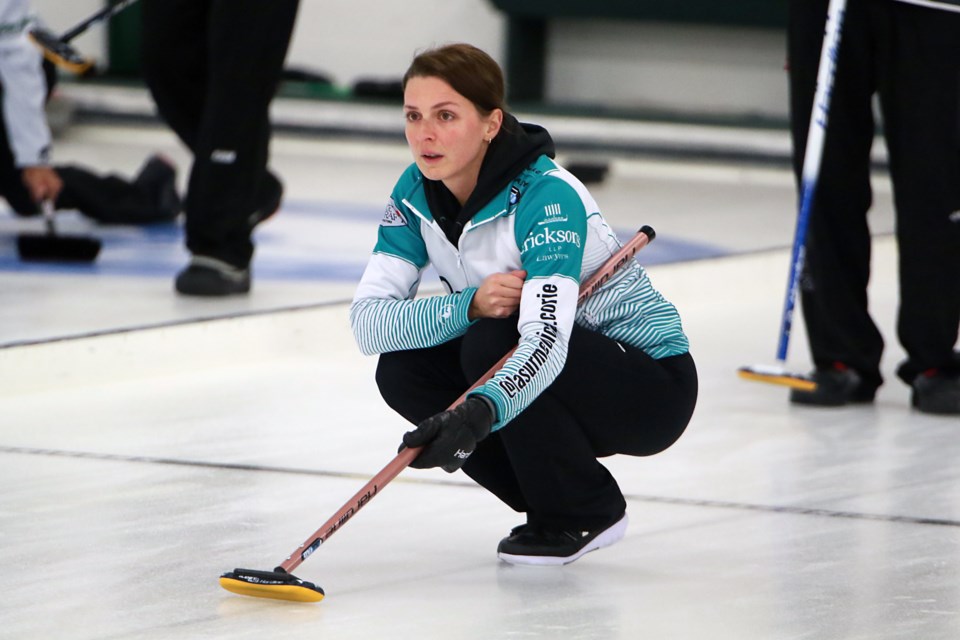 Robyn Despins watches a shot during Tbaytel Major League of Curling play on Wednesday, Nov. 1, 2023 at Port Arthur Curling Club. (Leith Dunick, tbnewswtch.com)