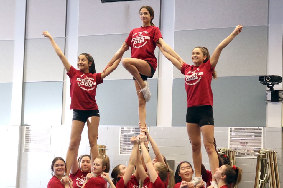 Falcons Cheerleaders To Compete At Worlds Tbnewswatch Com