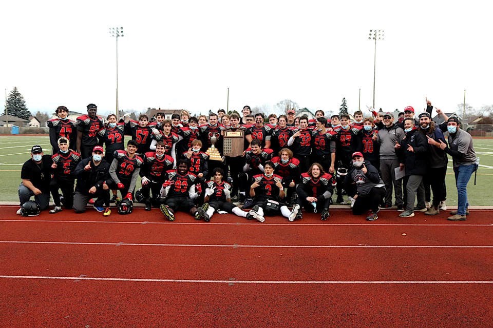 The St. Ignatius Falcons are the 2021 senior high school football champions.(Leith Dunick, tbnewswatch.com)